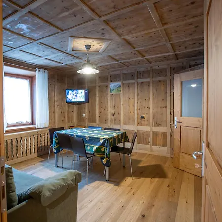 Jetta Apartment